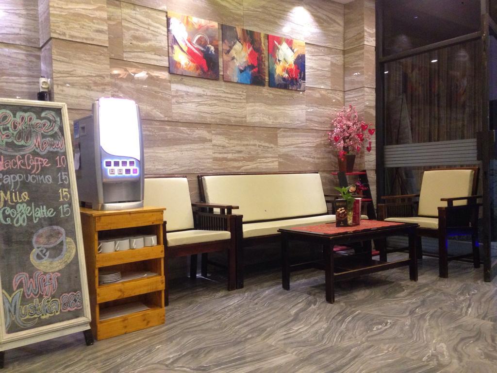 Mustika Gajah Mada Hotel Jakarta Exterior photo